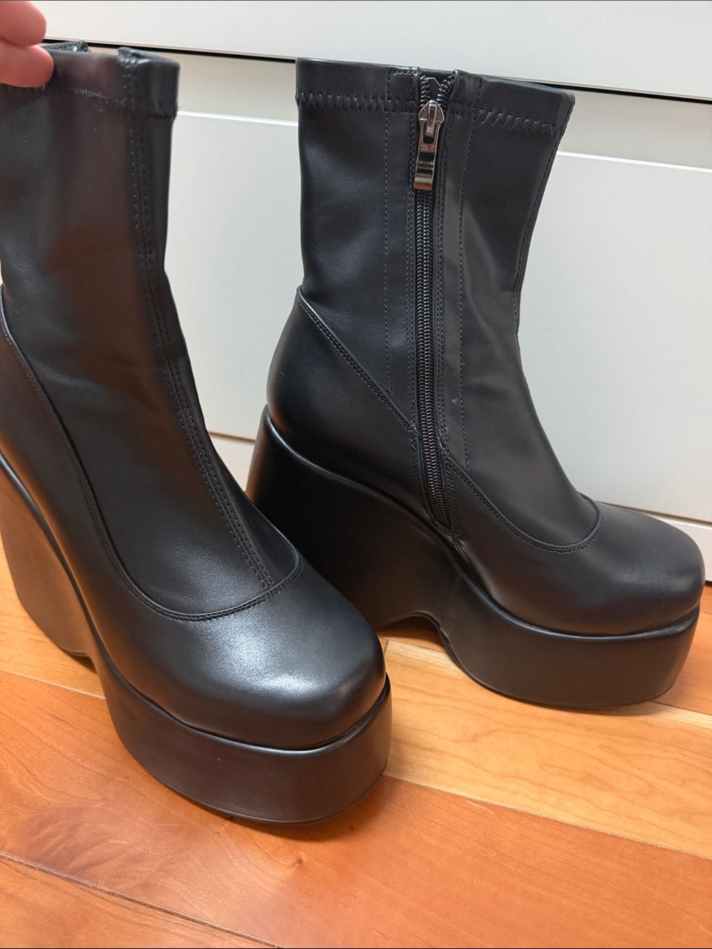 Platforms boots